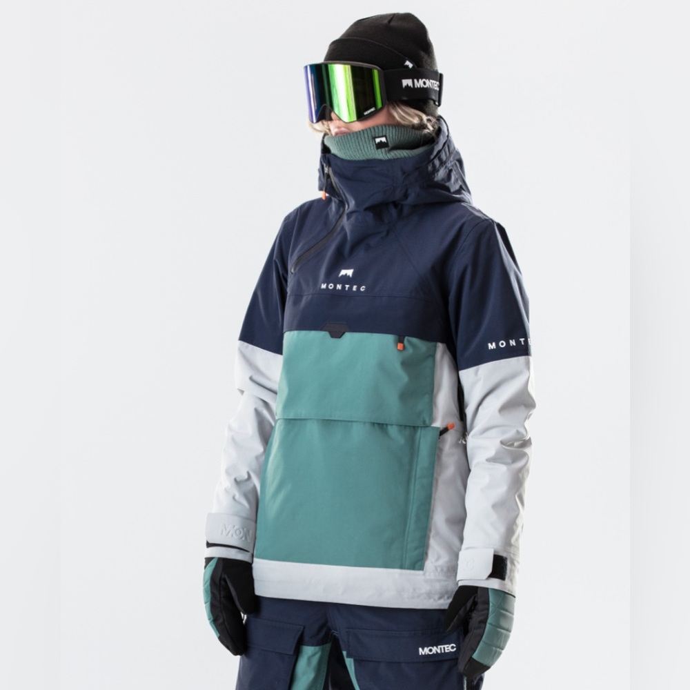 Montec Jacket. Loved but in a great conditions! Ask me for more pics if needed!